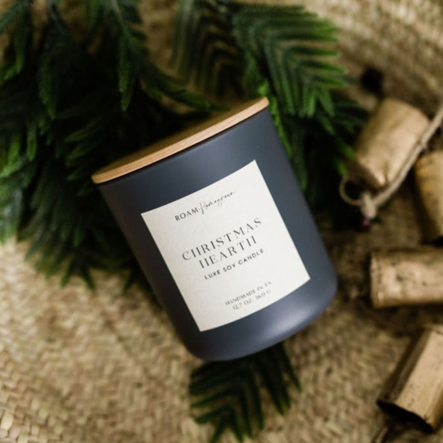 Christmas Hearth Soy Candle, 12.7 oz, Matte Glass with Wood Lid