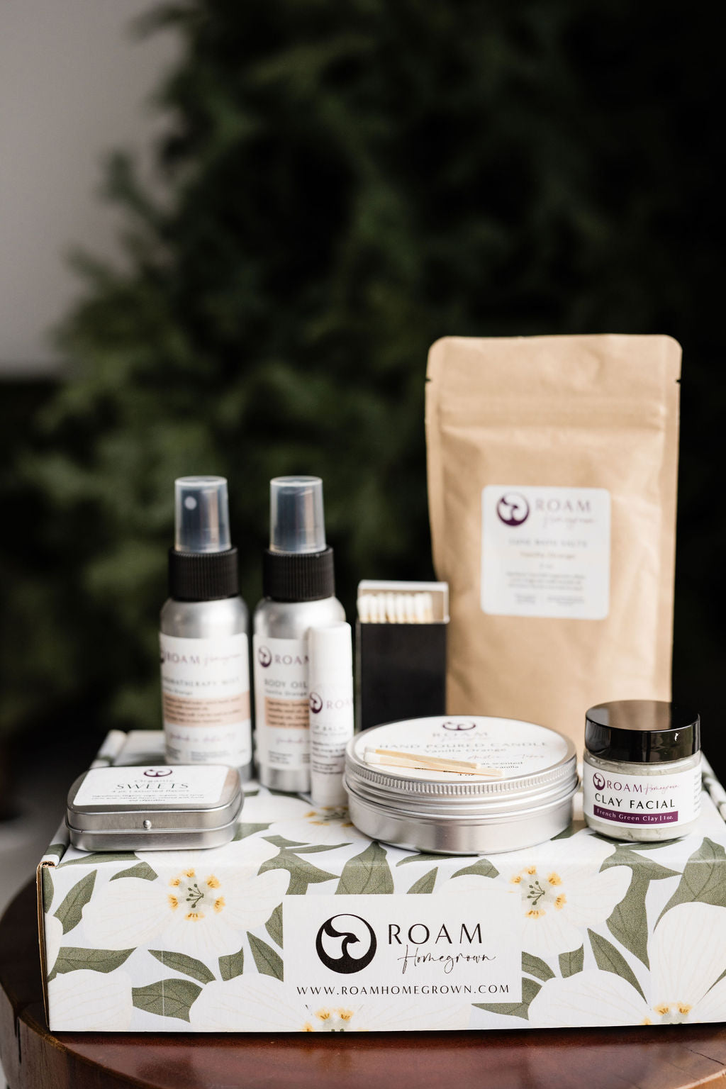 holiday christmas gift sets from roam homegrown
